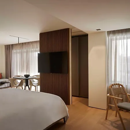 Hotel Dusit Suites 5*