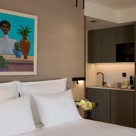 Dusit Suites Hotel